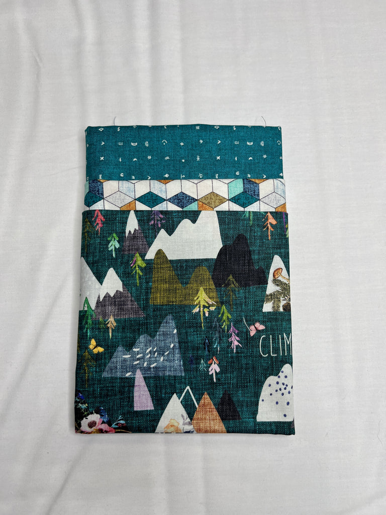 Mountains on Turquoise Pillowcase Kit
