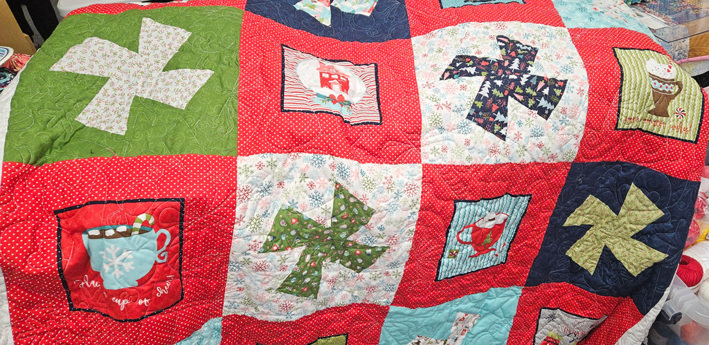 Cup of Cheer - Twister Pinwheels and Panels Christmas Quilt Kit