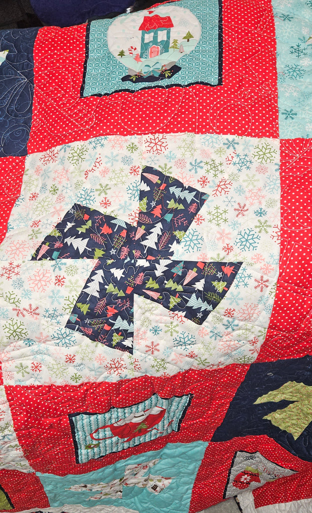Cup of Cheer - Twister Pinwheels and Panels Christmas Quilt Kit
