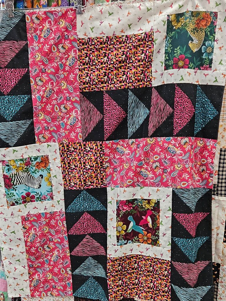 Felicity's Flowers Quilt Kit