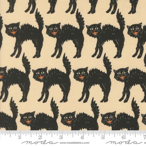 Moda - Home Sweet Haunt - Little Black Cat Novelty Black Cat - Bone - 20915-11 - Sold by the Half Yard