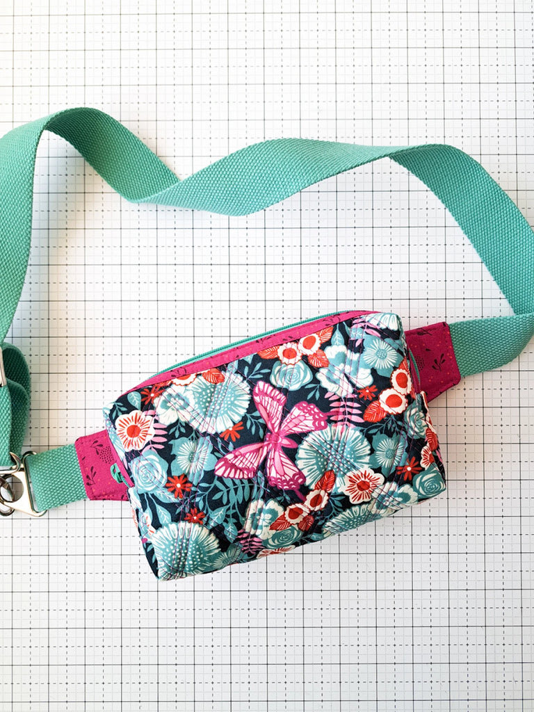 Center Street Quilts - Alpen Belt Bag - CEN103