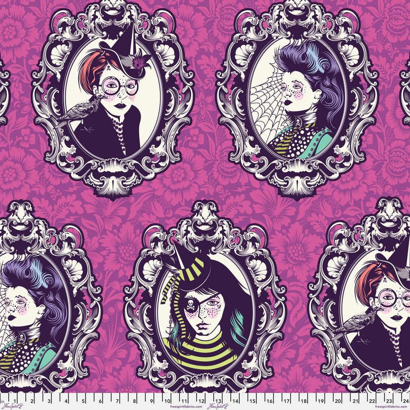 Free Spirit Fabrics: Nightshade (Déjà Vu) - Coven Oleander