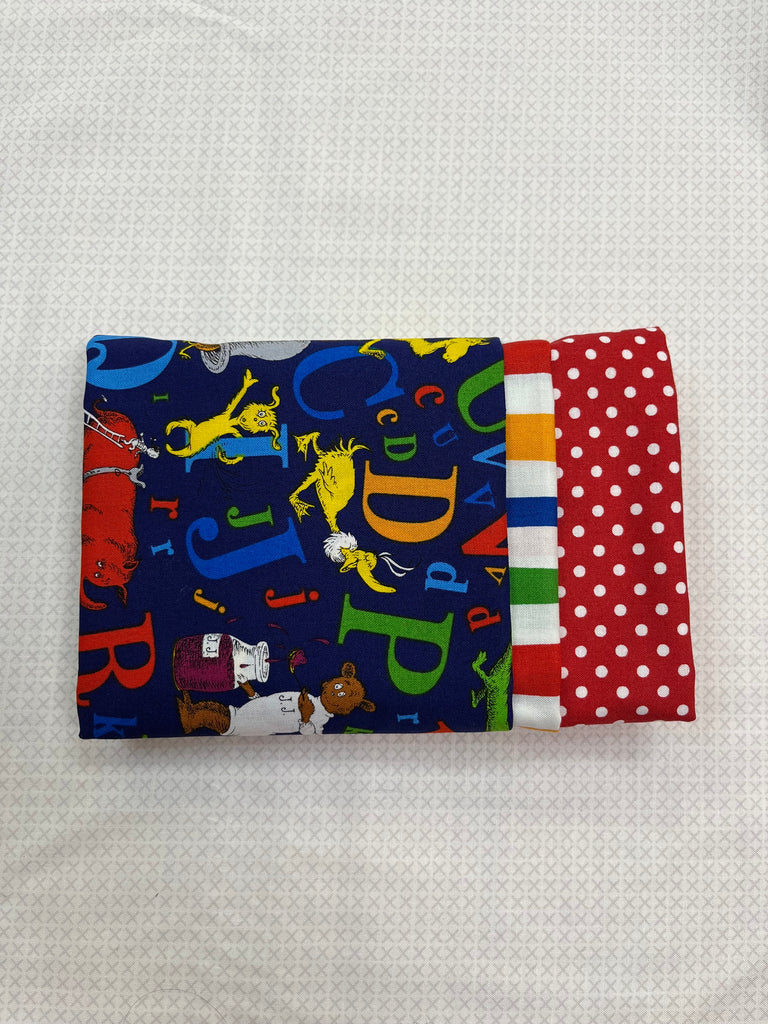 Dr. Seuss Alphabet on Blue Pillowcase Kit