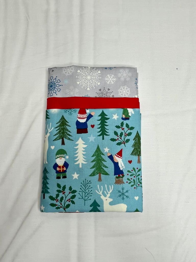 Light Blue Gnomes & Snowflakes Pillowcase Kit